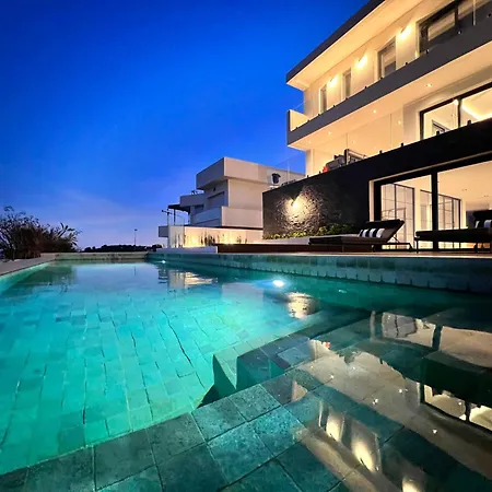 Perniznest - Luxury Front Of Calanova Golf With Sea View Sitio de Calahonda