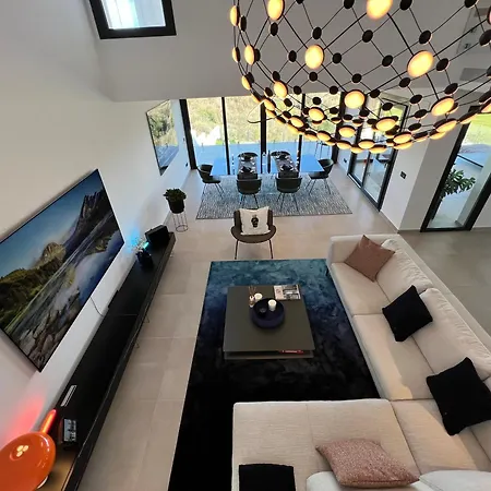 Villa Perniznest - Luxury Front Of Calanova Golf With Sea View
